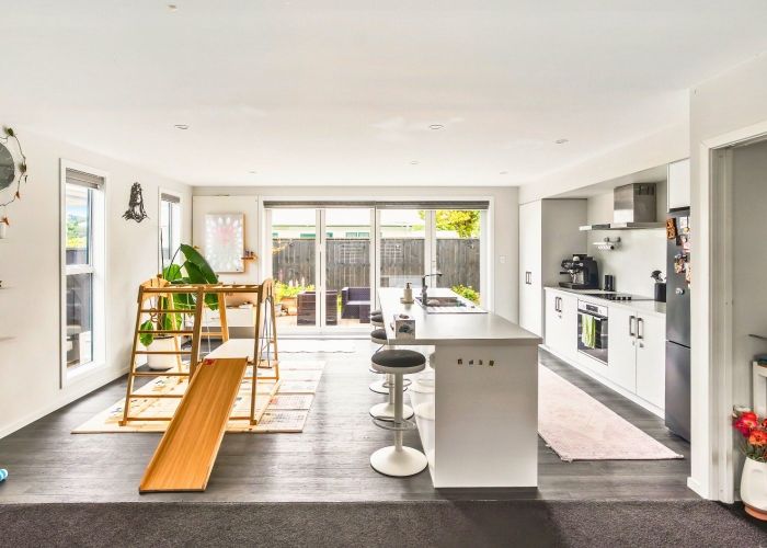  at 395 Stokes Valley Road, Stokes Valley, Lower Hutt, Wellington