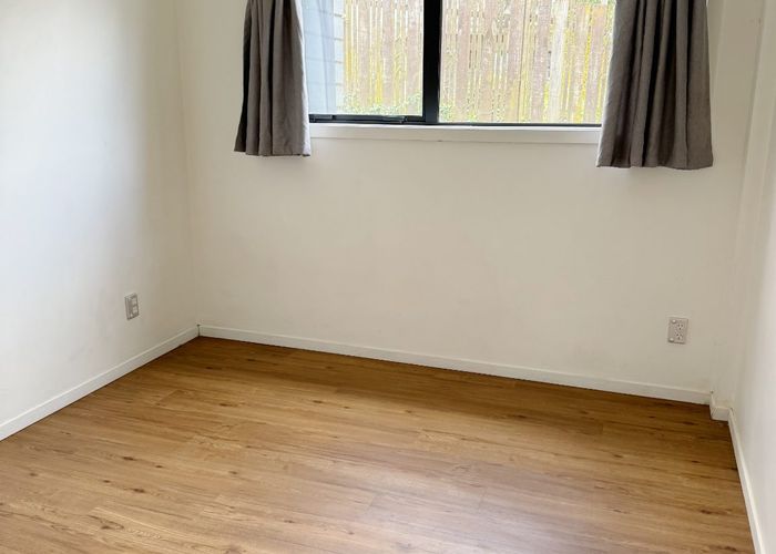  at 3 Newport, Place, Forrest Hill, North Shore City, Auckland