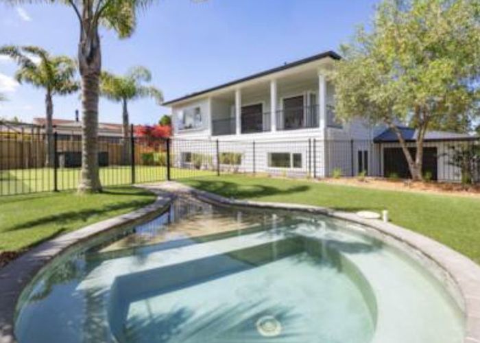  at 97 Konini Road, Titirangi, Auckland