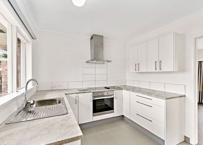  at 2/42A Clonbern Road, Remuera, Auckland City, Auckland