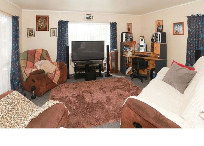  at 383 Kahikatea Drive, Dinsdale, Hamilton