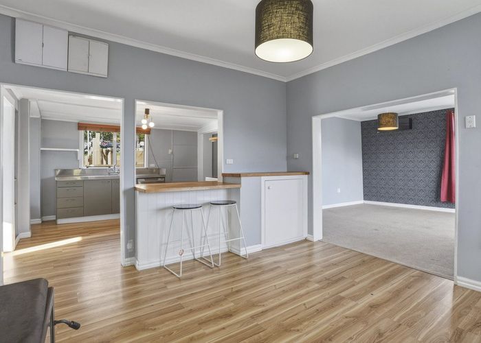  at 7 Dickson Street, Macandrew Bay, Dunedin, Otago