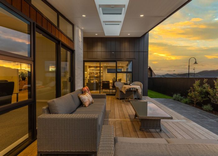  at 14 Rotorua Grove, Aotea, Porirua, Wellington