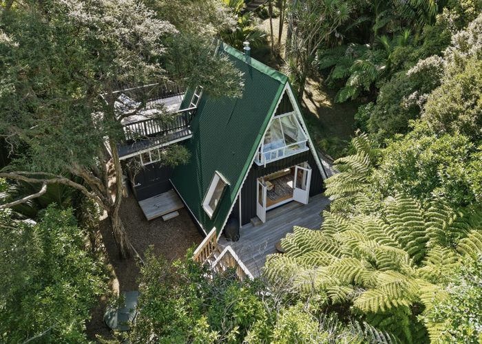  at 19 Crescent Road West, Ostend, Waiheke Island, Auckland