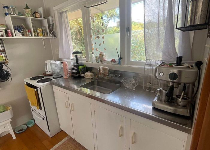  at 5/19 Montana Avenue, Murrays Bay, North Shore City, Auckland