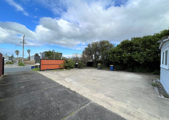  at 730 Te Atatu Road, Te Atatu Peninsula, Auckland