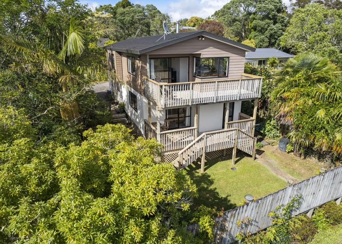  at 1/45 South Lynn Road, Titirangi, Auckland