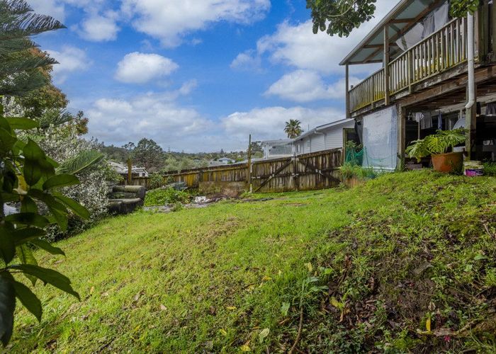  at 71 Lauderdale Road, Birkdale, North Shore City, Auckland