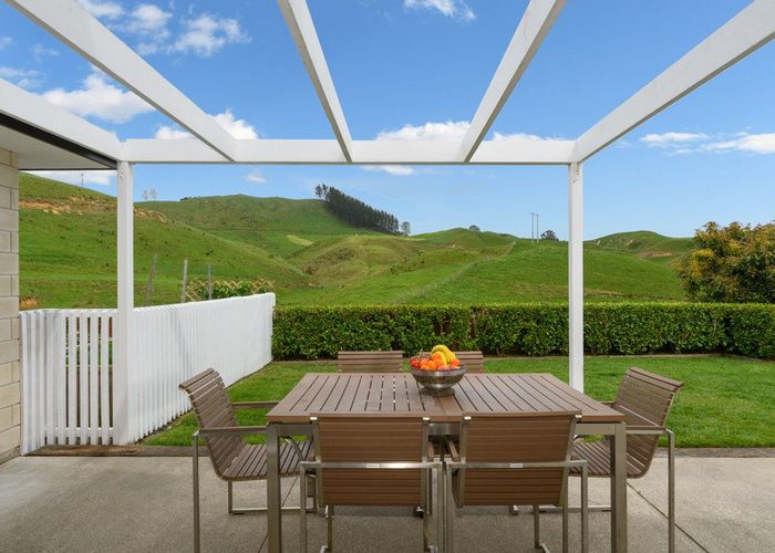  at 230 Ballintoy Park Drive, Welcome Bay, Tauranga