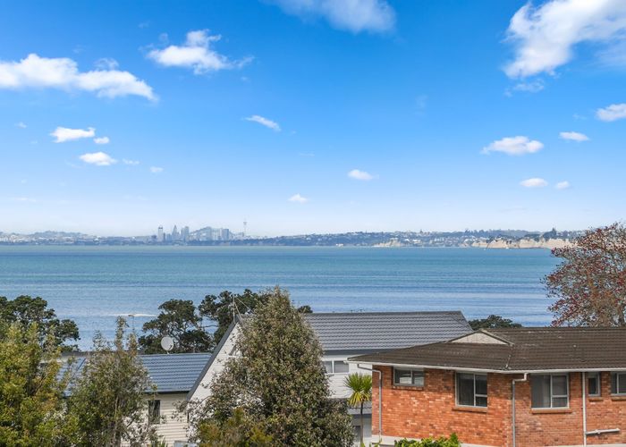  at 1/5 Zita Avenue, Matakatia Bay, Rodney, Auckland