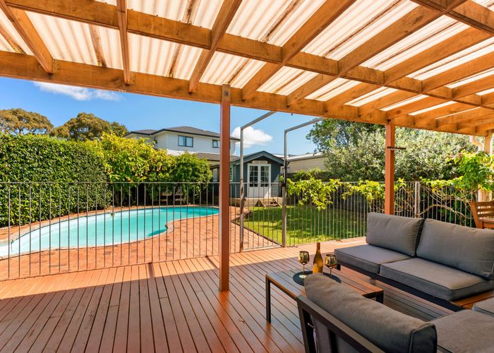  at 5 Becker Drive, Weymouth, Manukau City, Auckland