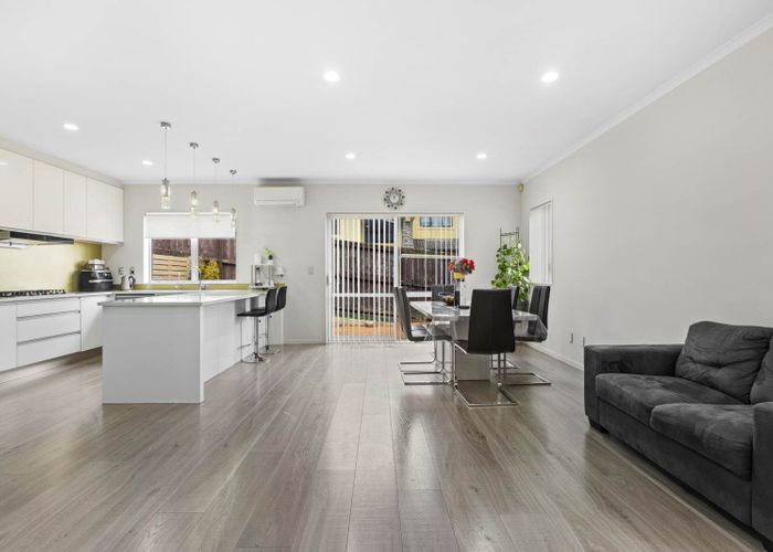  at 51 Mt Lebanon Crescent, The Gardens, Manukau City, Auckland