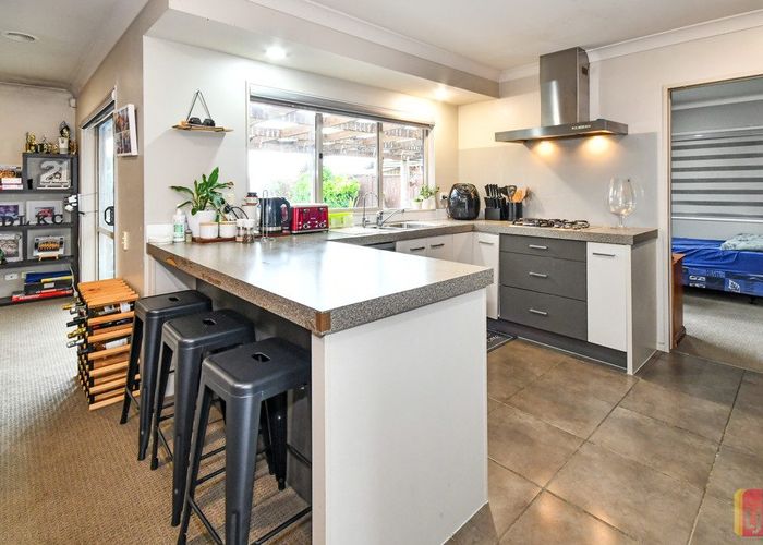  at 48 Turnberry Drive, Wattle Downs, Auckland