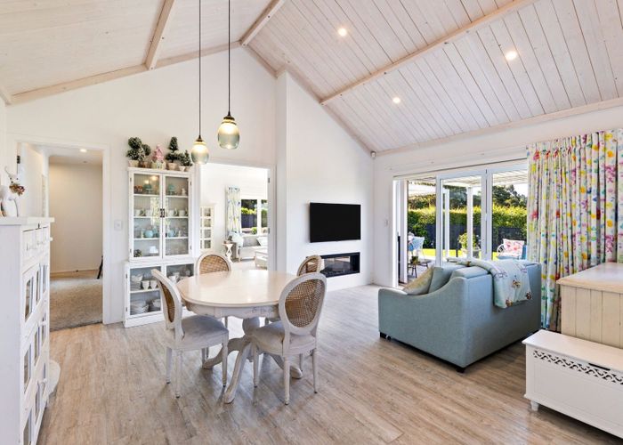  at 51 Coutts Way, Fitzherbert, Palmerston North, Manawatu / Whanganui