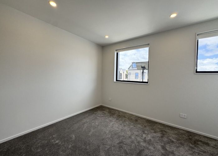  at 15/22  Cleland Crescent, Blockhouse Bay, Auckland City, Auckland