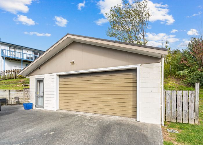  at 8C Mountain Road, Morningside, Whangārei