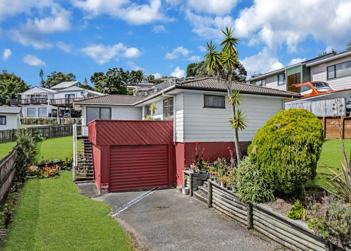  at 6 Tesla Place, Totara Vale, North Shore City, Auckland