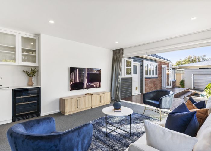  at 2 Naumai Street, Avondale, Auckland