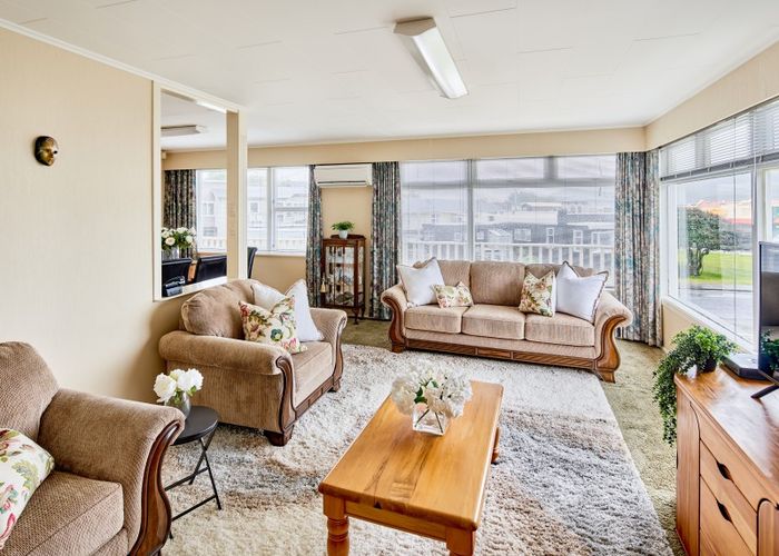  at 9 Acheron Road, Paremata, Porirua