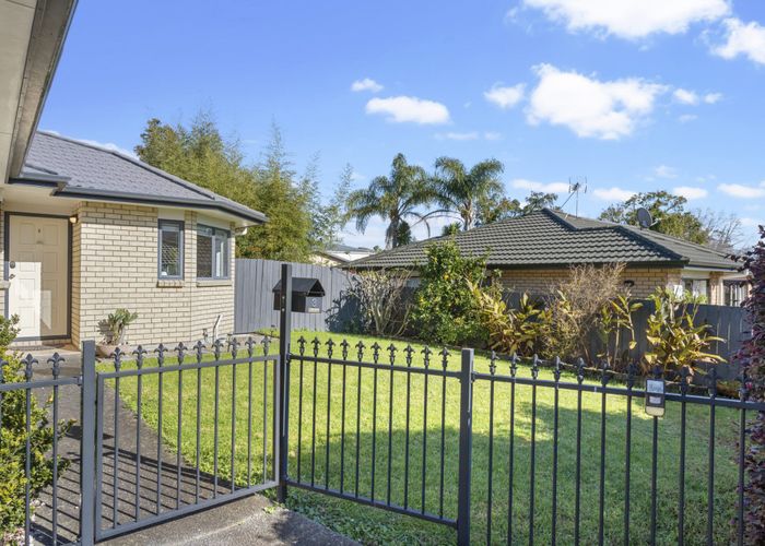  at 3 Claywest Place, Glen Eden, Waitakere City, Auckland