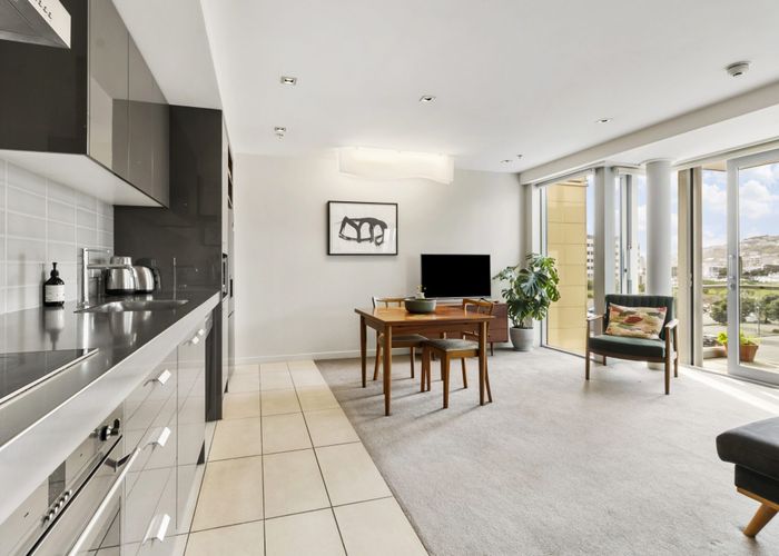  at 3H/82 Cable Street, Te Aro, Wellington