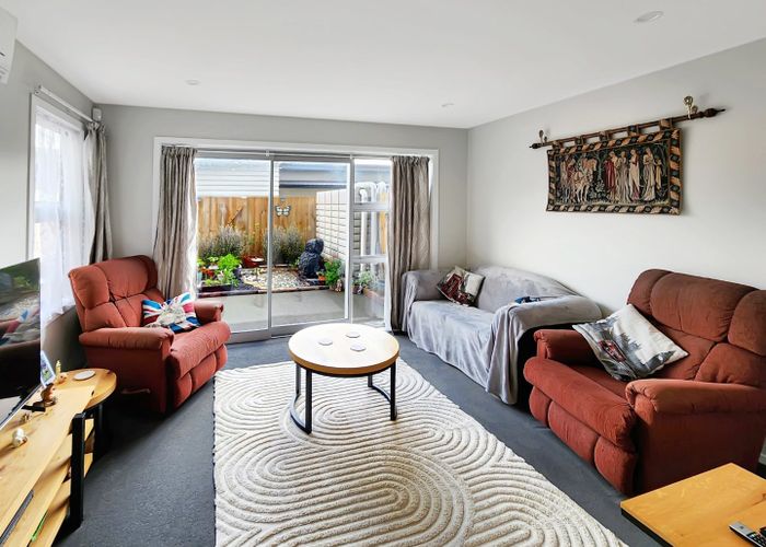  at 5/6 Peel Place, Wainuiomata, Lower Hutt, Wellington