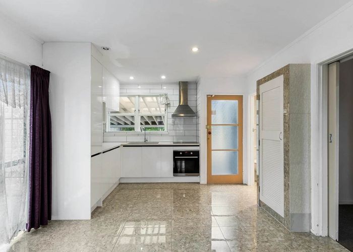  at 129 Rowandale Avenue, Manurewa, Auckland