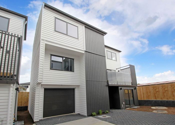  at A,B,C,D & /58 Friesian Drive, Mangere, Manukau City, Auckland