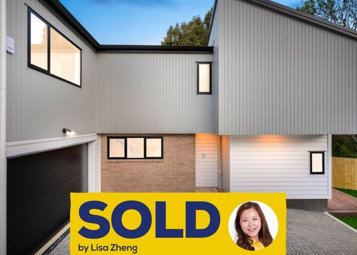  at 112D Eversleigh Road, Belmont, Auckland