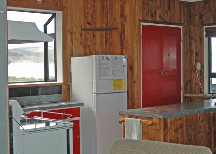  at 48 Akitio Esplanade, Ākitio, Pongaroa