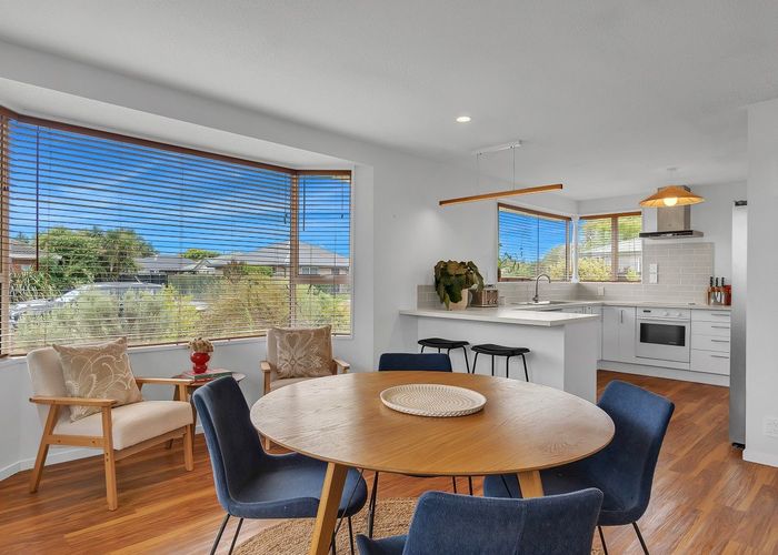  at 16 Thistledown Place, Woolston, Christchurch City, Canterbury