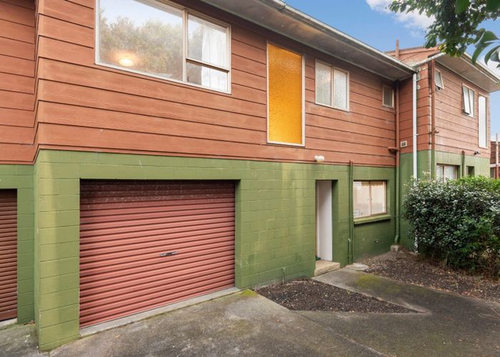  at 3/3 Akehurst Avenue, New Lynn, Auckland