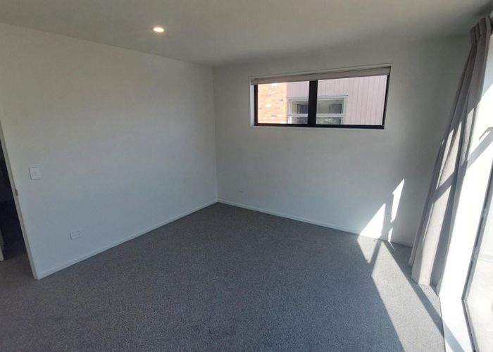  at 2/152 Woodham Road, Linwood, Christchurch City, Canterbury