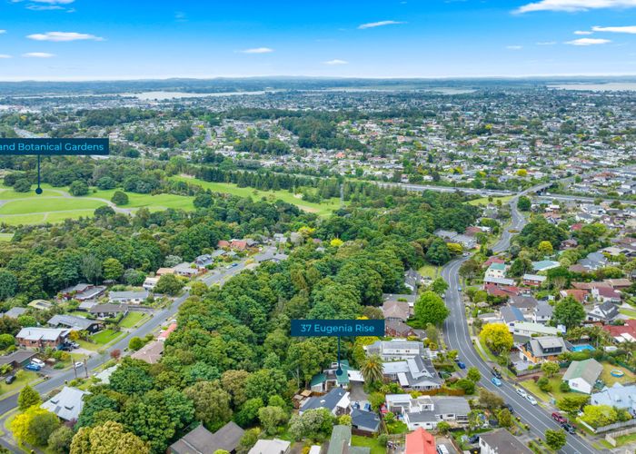  at 37 Eugenia Rise, Totara Heights, Auckland