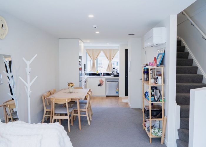  at 7 Ara Paiwhenua, Tawa, Wellington, Wellington