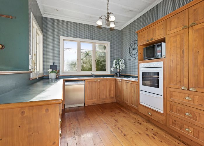  at 13 Pascal Place, Flagstaff, Hamilton