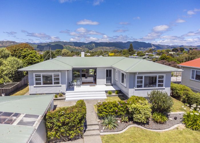  at 16 Francis Road, Paraparaumu Beach, Paraparaumu