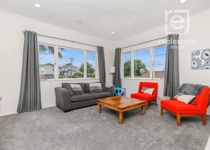  at 22 Taylor Street, Blockhouse Bay, Auckland City, Auckland