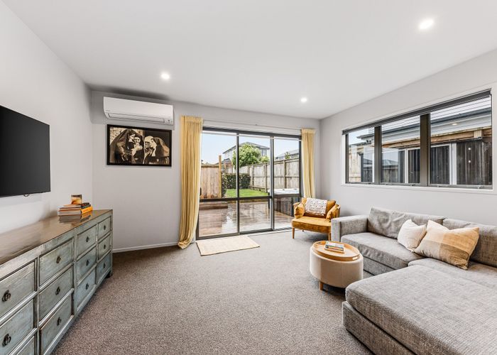  at 15 Pakoro Close, Hobsonville, Waitakere City, Auckland