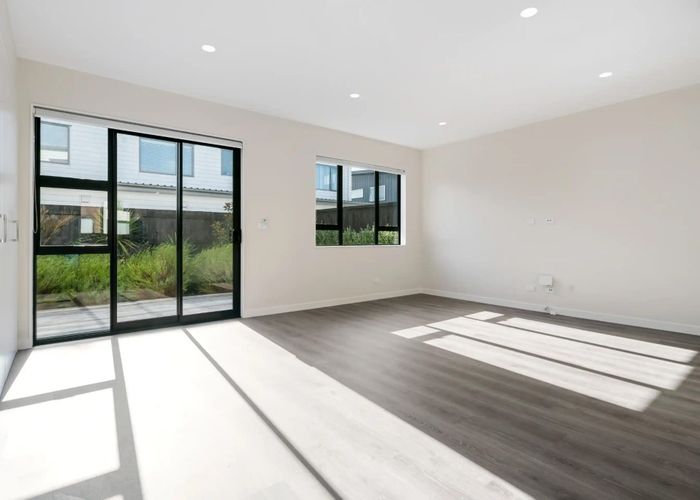  at 21B Lumbarda Drive, Kumeu, Rodney, Auckland