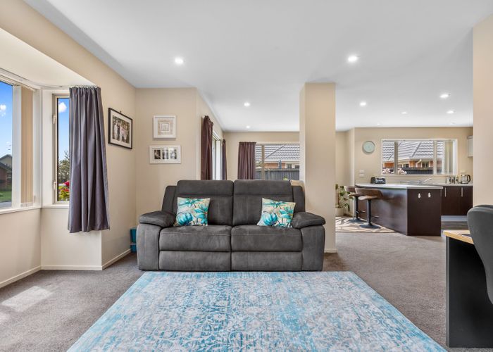  at 7 Strathmore Gardens, Burwood, Christchurch