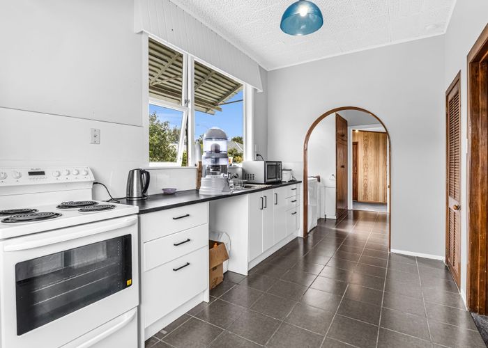  at 5 Moore Street, West End, Palmerston North, Manawatu / Whanganui