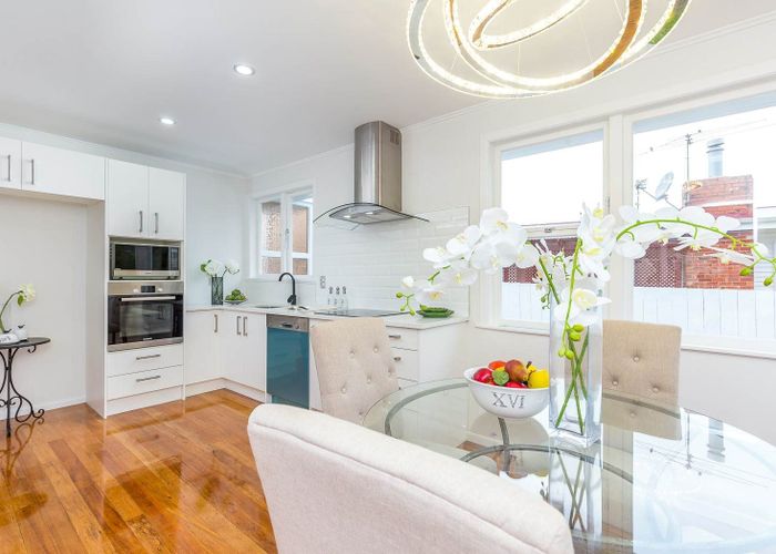 at 9 Swinburne Street, Blockhouse Bay, Auckland City, Auckland