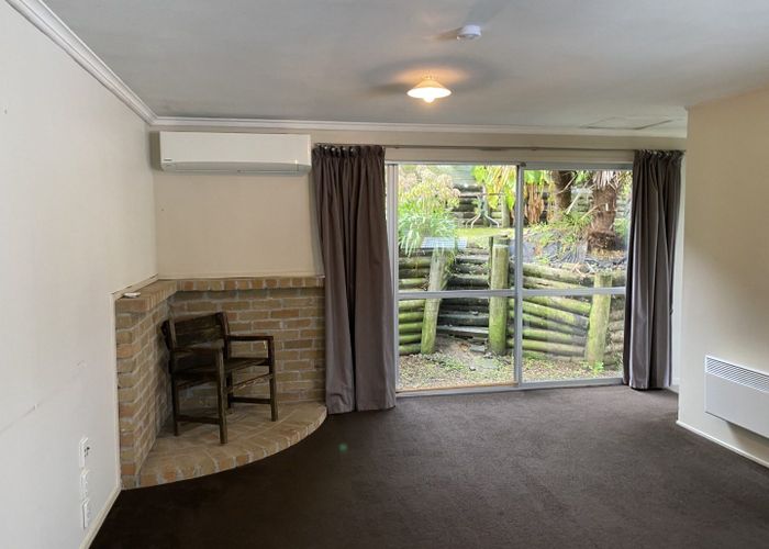  at 42 Caernarvon Street, Dinsdale, Hamilton