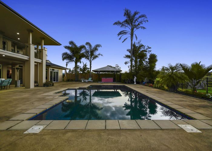  at 64 Houghton Road, NGAHINAPOURI, HAMILTON