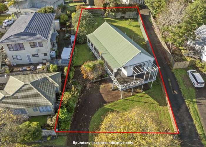  at 30 Murvale Drive, Bucklands Beach, Manukau City, Auckland