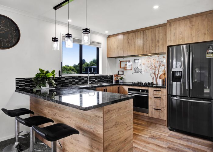  at 34B Honeyfield Drive, Whalers Gate, New Plymouth