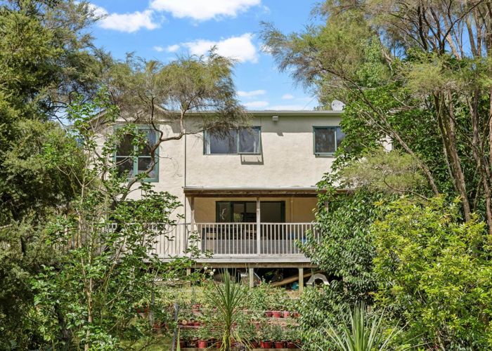 For sale 477 Paremoremo Road, Paremoremo, North Shore City, Auckland