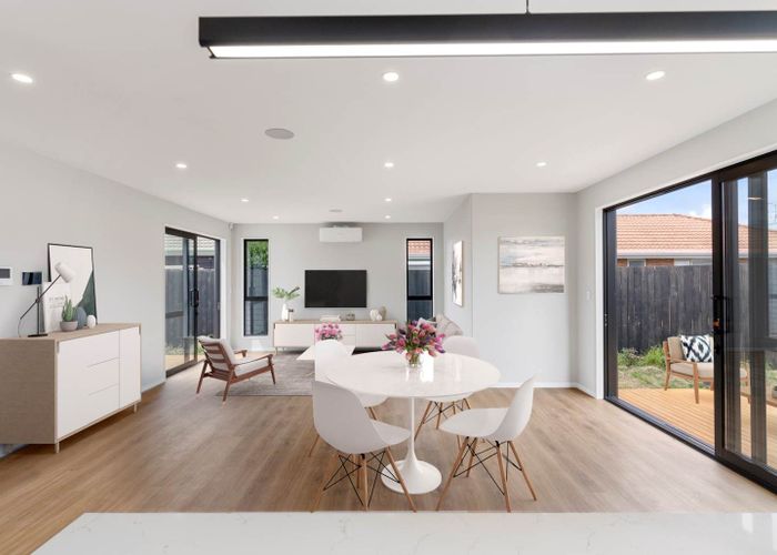 at 7d Edgewater Grove, Orewa, Rodney, Auckland