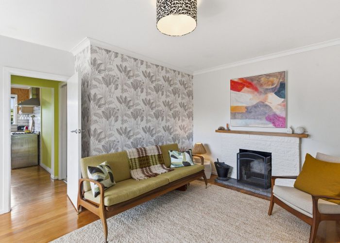  at 33 Forest Road, Raumati South, Kapiti Coast, Wellington